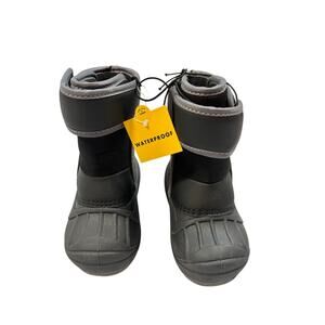 Cat & Jack Kids Waterproof Snow Boots Black Size 5 NWT